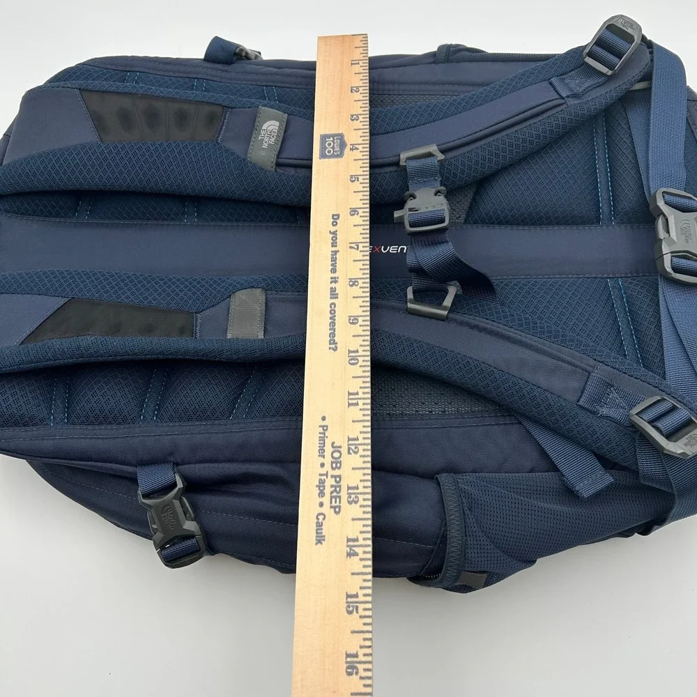 EUC The North Face Hot Shot Backpack in Urban Navy Utility Tactical Techwear